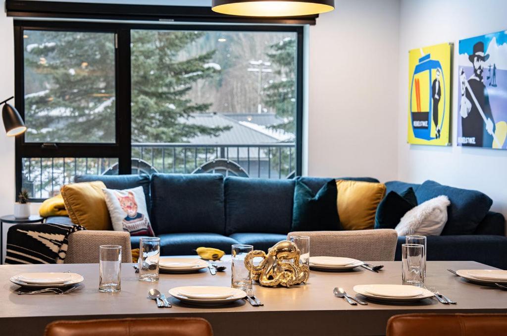 Revel In The Stoke By Revelstoke Vacations Lejlighed Eksteriør billede