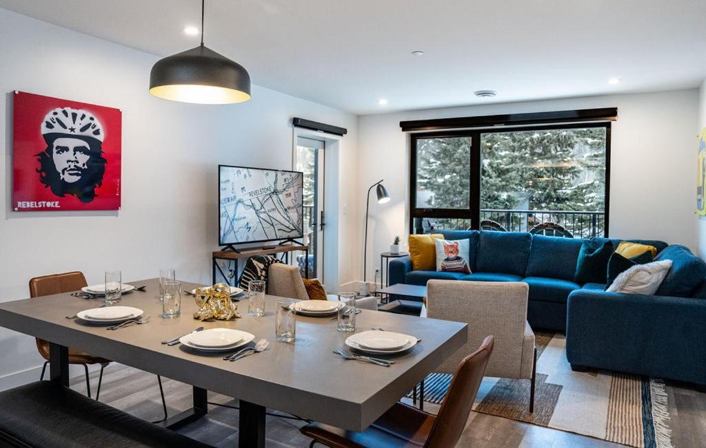 Revel In The Stoke By Revelstoke Vacations Lejlighed Eksteriør billede